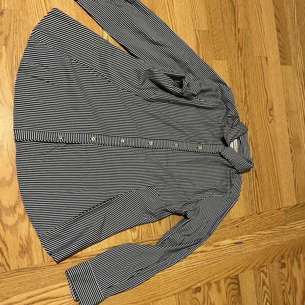Men's Black and White Striped Shirt